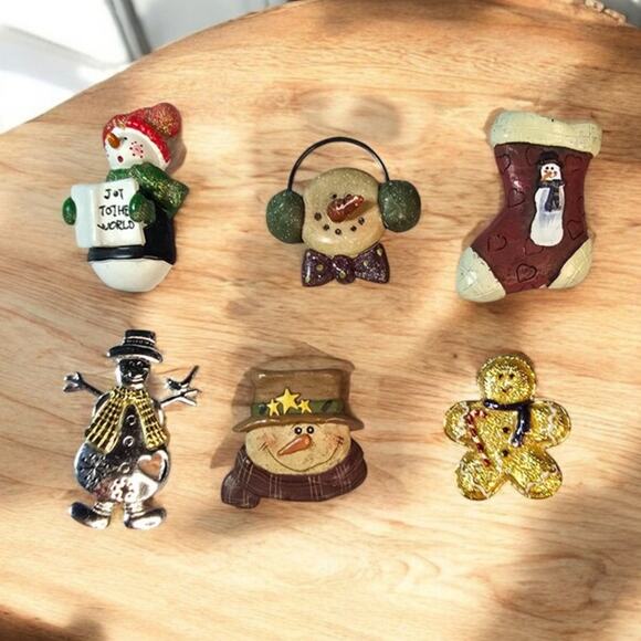 Christmas Holiday Bundle Lot of 6 Vintage Brooch Pins - Picture 1 of 7